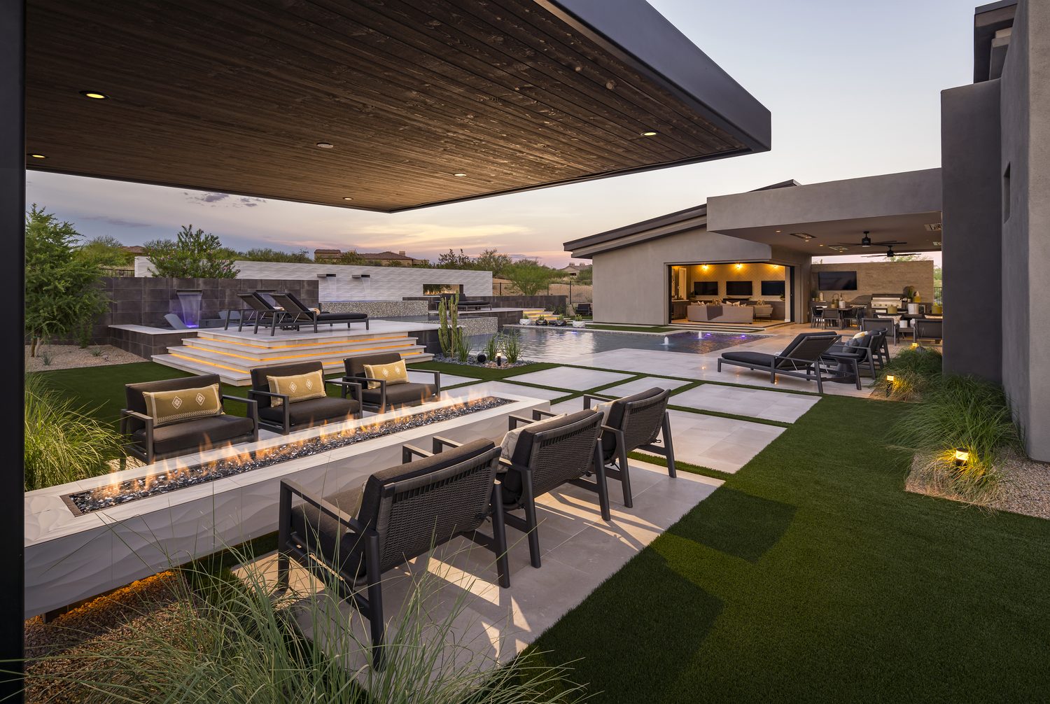 Evening Relaxation — landscape in Scottsdale, AZ